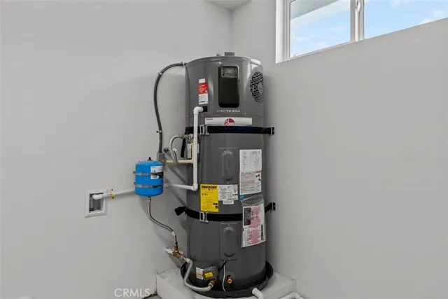 $840,388 | 1097 North Harbor Boulevard, Anaheim, CA 92801