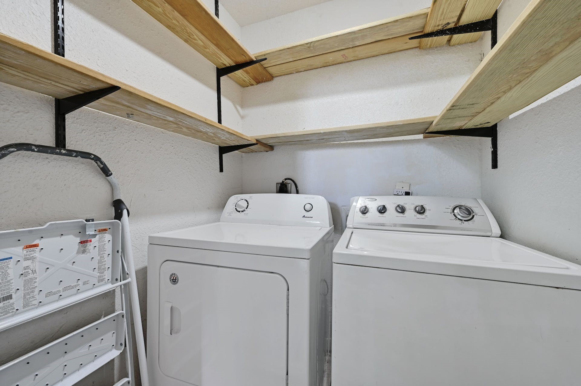 3204 Menchaca Road, Unit 615 Austin, TX 78704 - Photo 17 of 20 Laundry room, off the patio