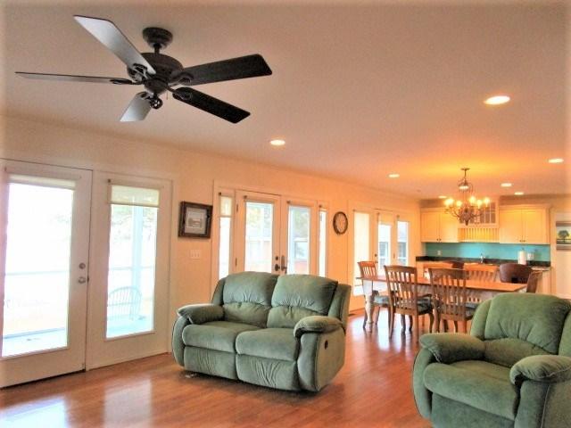 2584 Princess Pond Road Summerton, SC 29148 - Photo 7 of 31 Living Area Overlooking the Lake