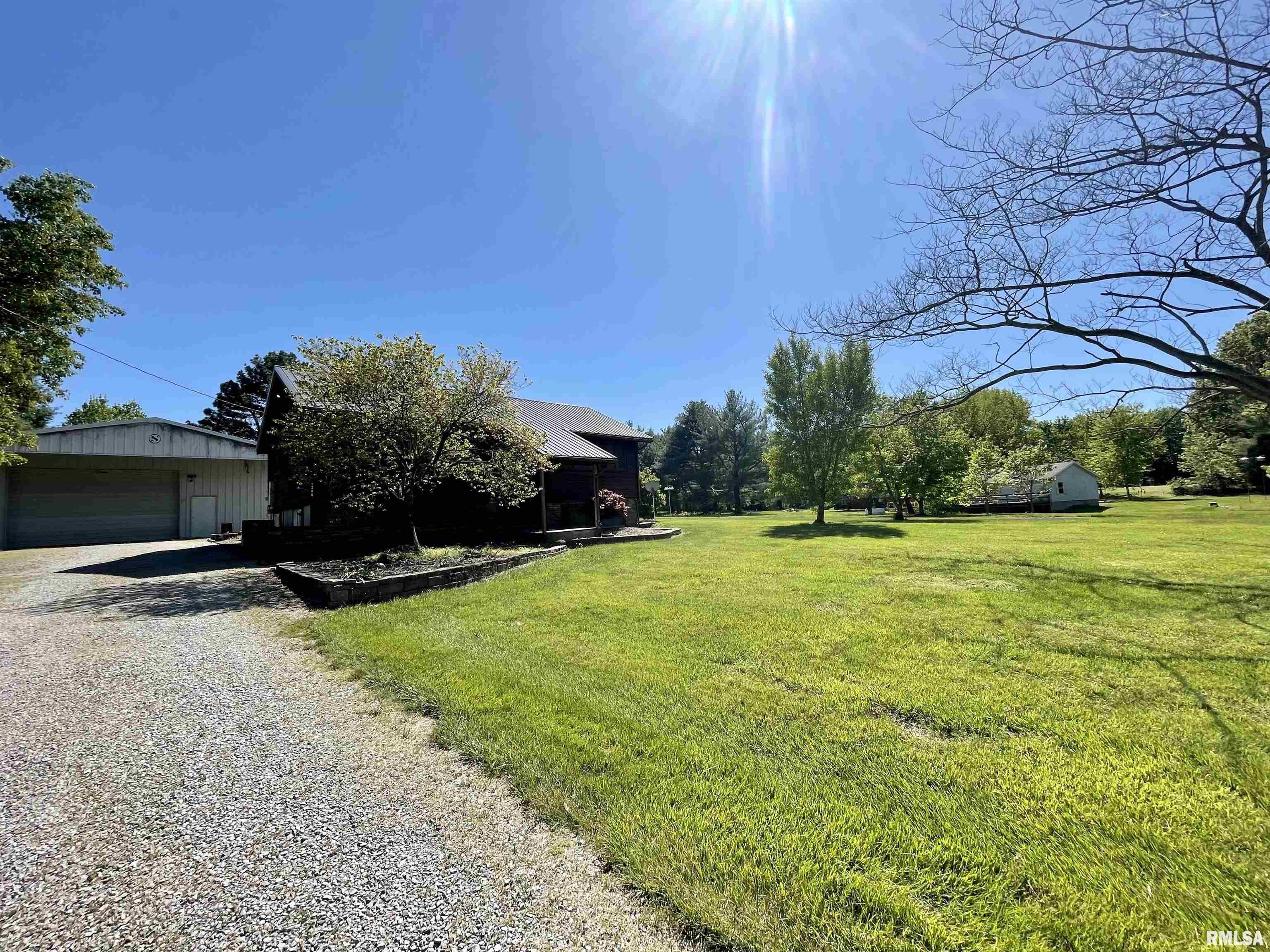 1348 Water Plant Road Murphysboro, IL 62966 - Photo 2 of 26 Gallery Image 2