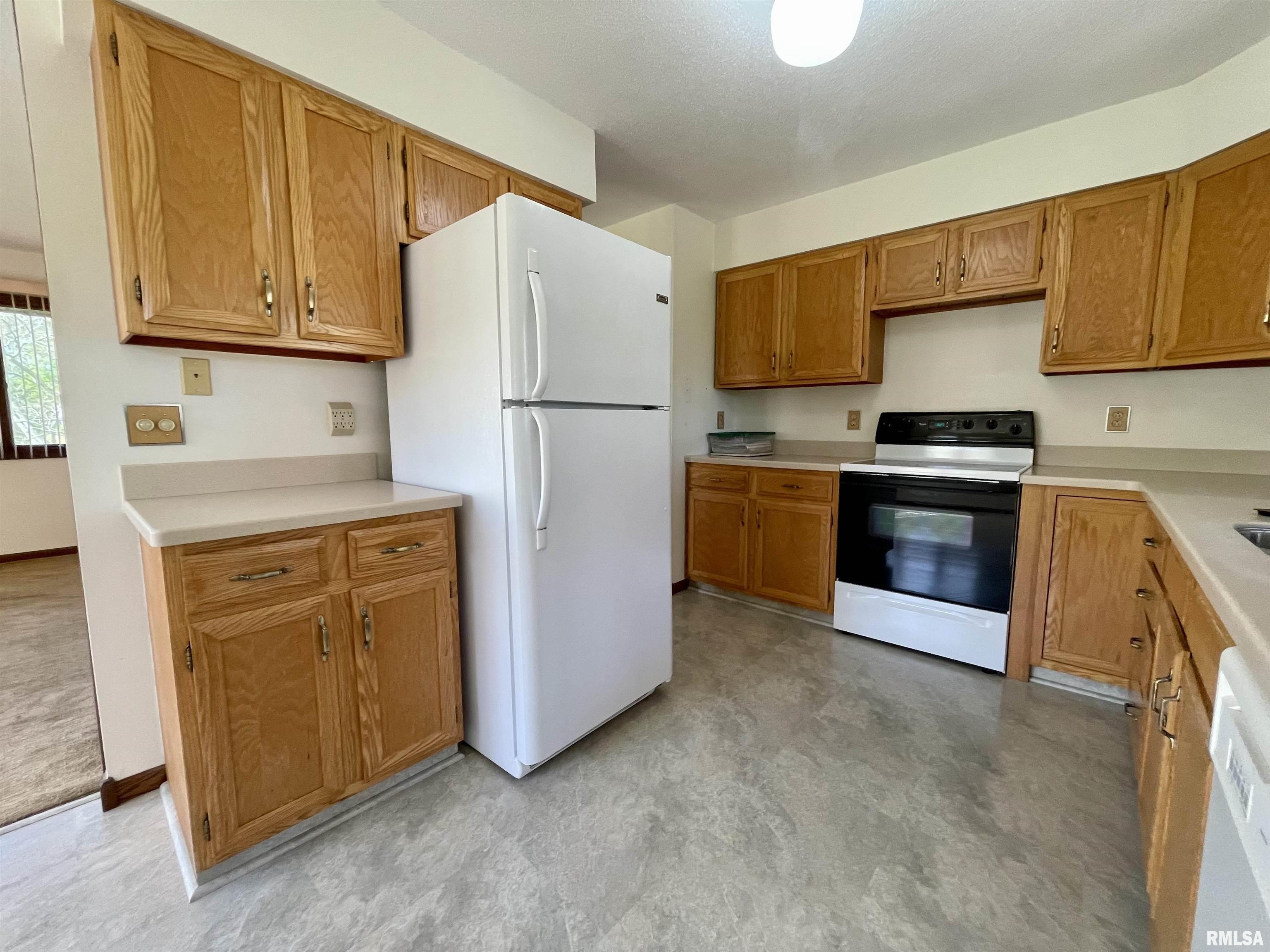 1348 Water Plant Road Murphysboro, IL 62966 - Photo 8 of 26 Gallery Image 8