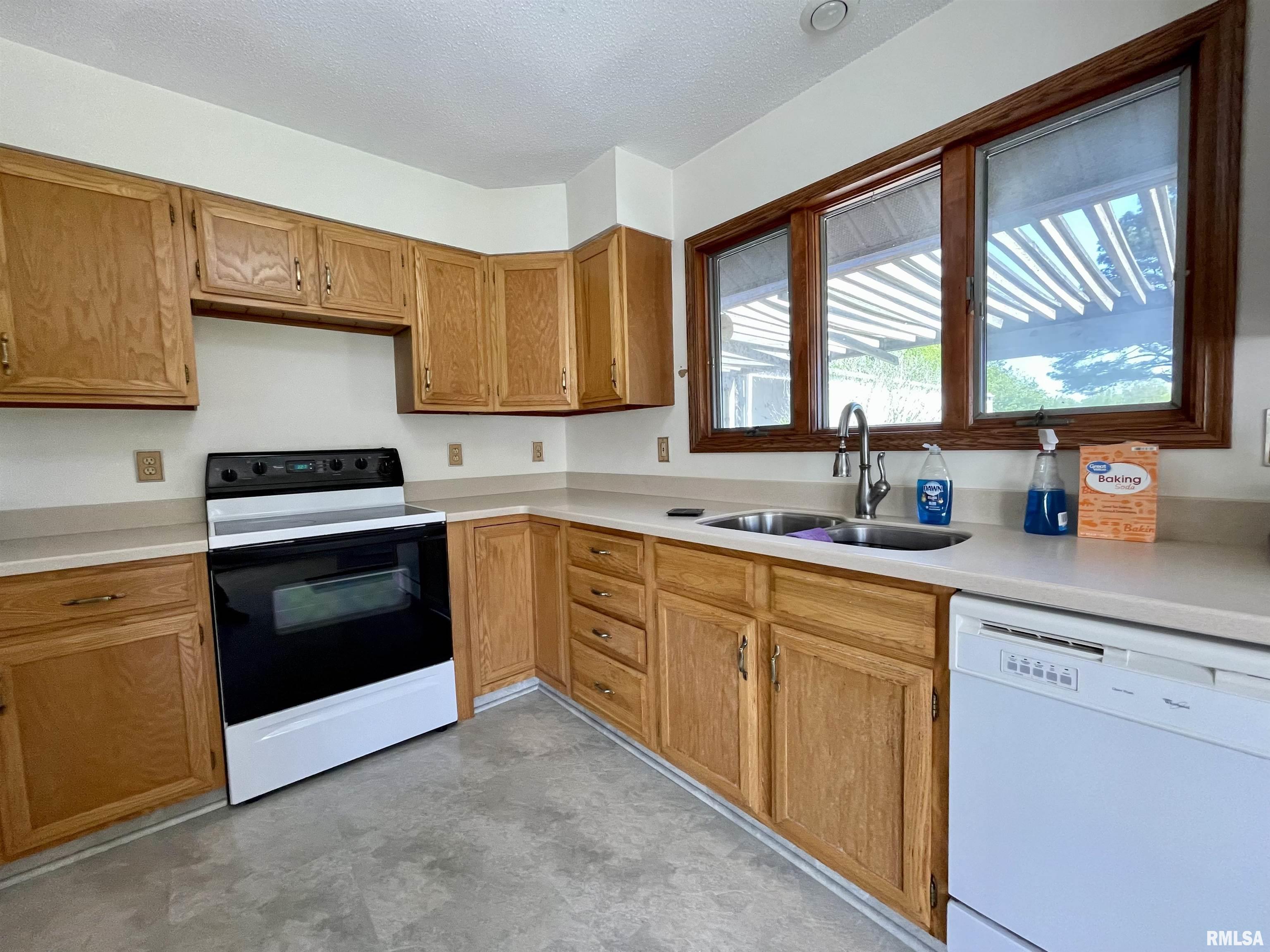 1348 Water Plant Road Murphysboro, IL 62966 - Photo 9 of 26 Gallery Image 9