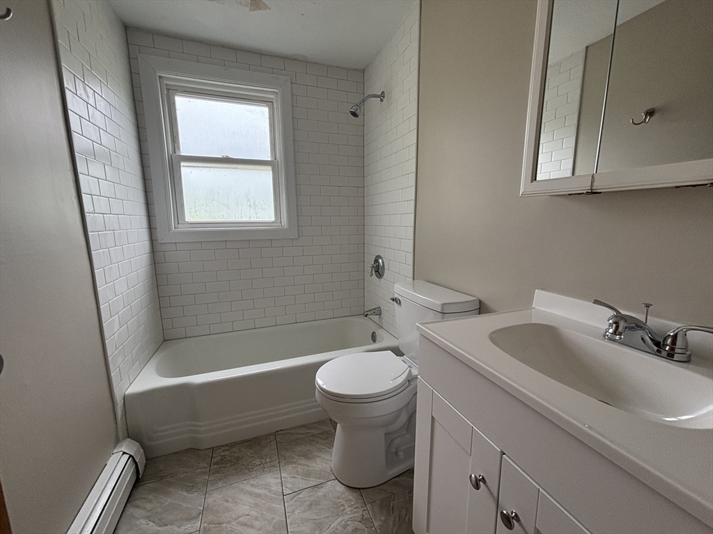 293 Russell Street, Unit B Hadley, MA 01035 - Photo 3 of 8