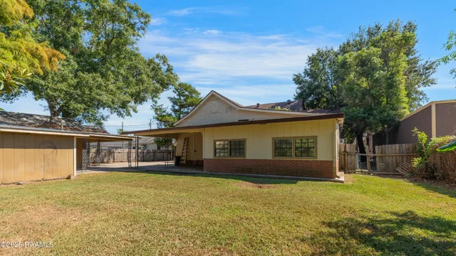 $250,000 | 416 Iberia Street, New Iberia, LA 70560