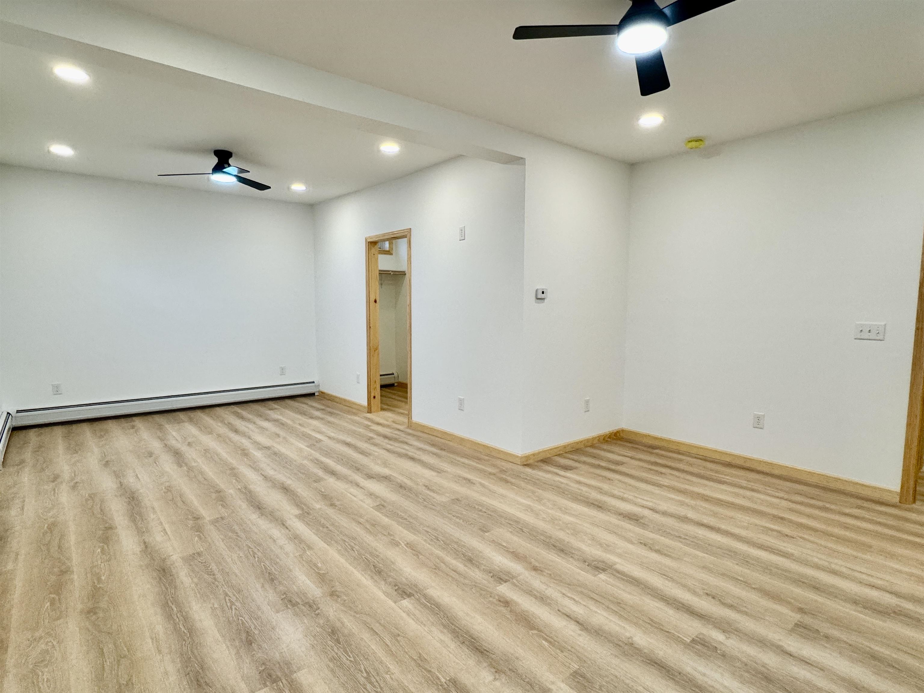 122 Raymond Avenue Newport, VT 05855 - Photo 15 of 38