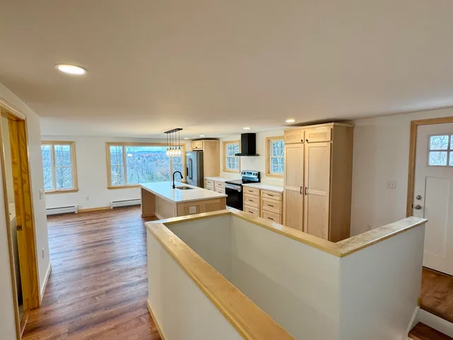 $389,500 | 122 Raymond Avenue, Newport, VT 05855