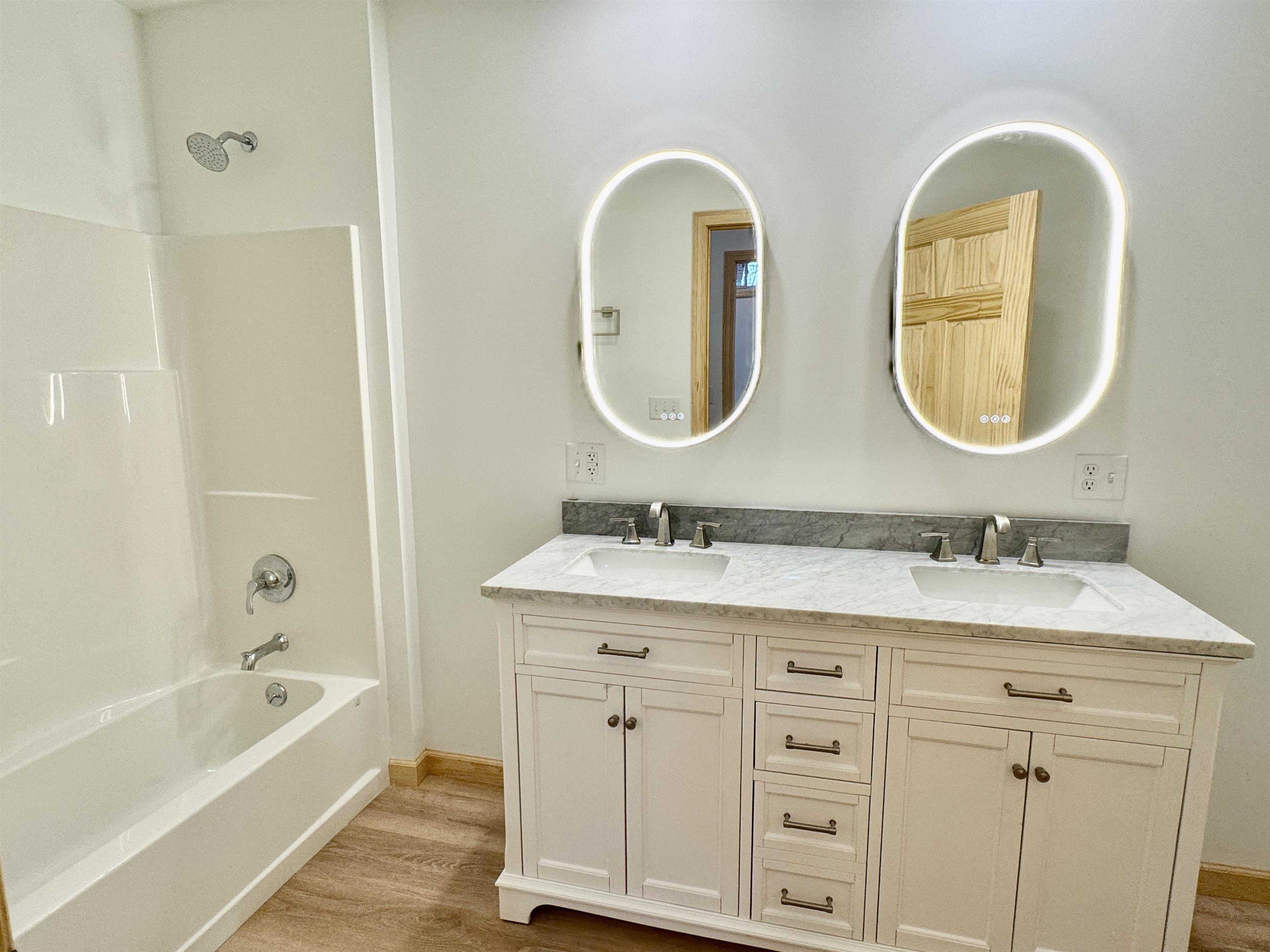 122 Raymond Avenue Newport, VT 05855 - Photo 23 of 43