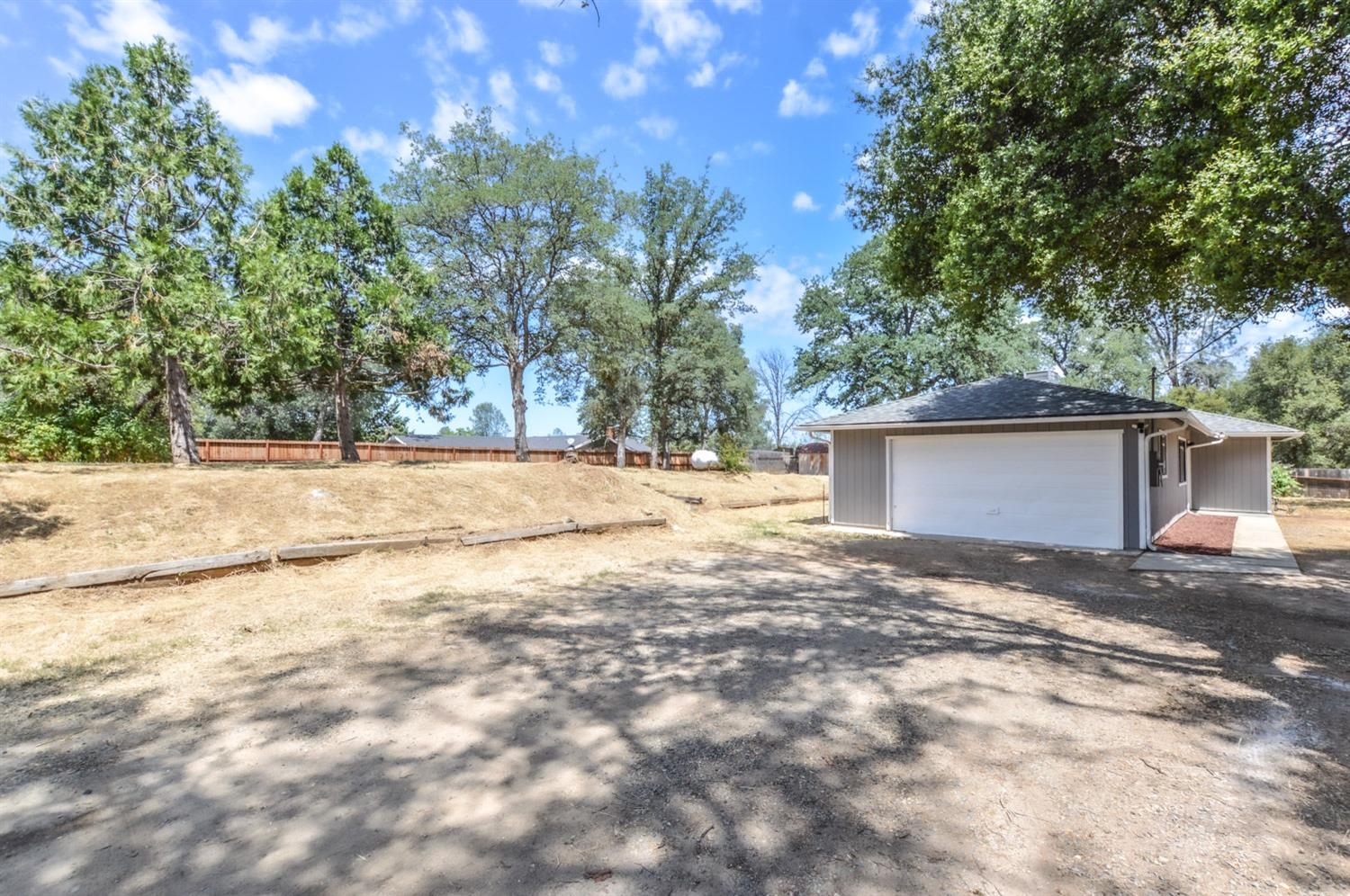 31520 Sioux Road Coarsegold, CA 93614 - Photo 18 of 23 Gallery Image 18