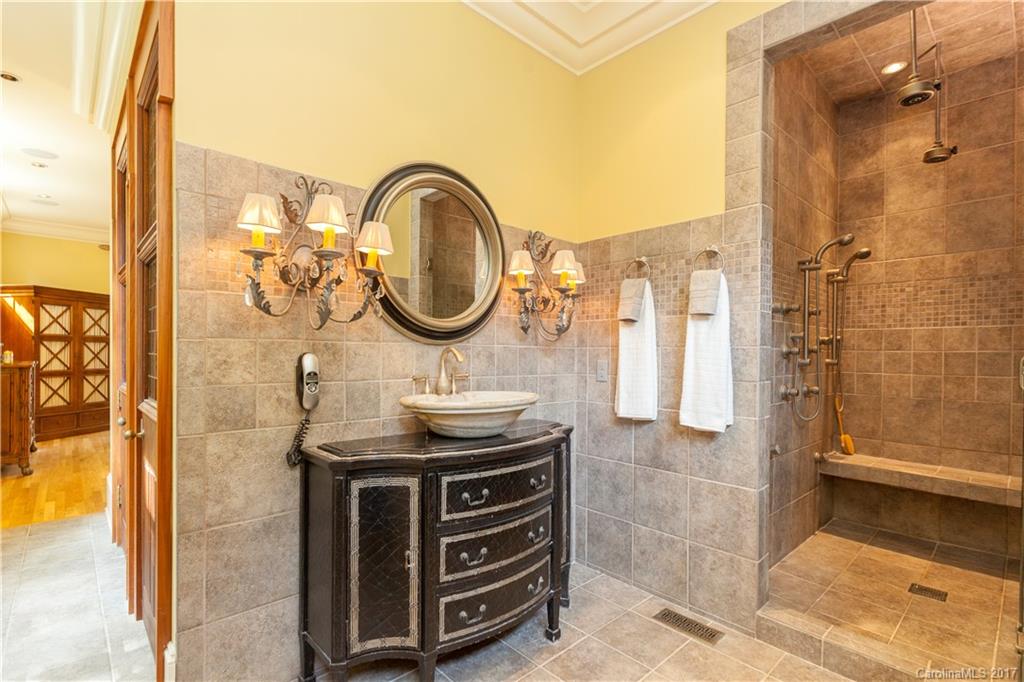 5836 Gate Post Road Charlotte, NC 28211 - Photo 16 of 24 Gallery Image 16