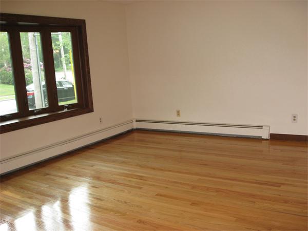 29 Reynolds Road Wakefield, MA 01880 - Photo 7 of 17 Gallery Image 7