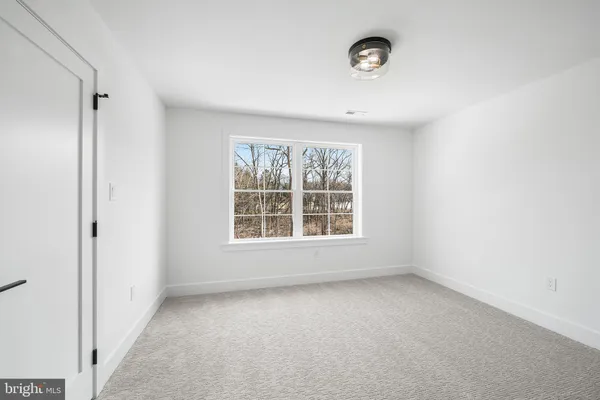 $1,049,000 | 2 Fortuna Drive, Lansdale, PA 19446