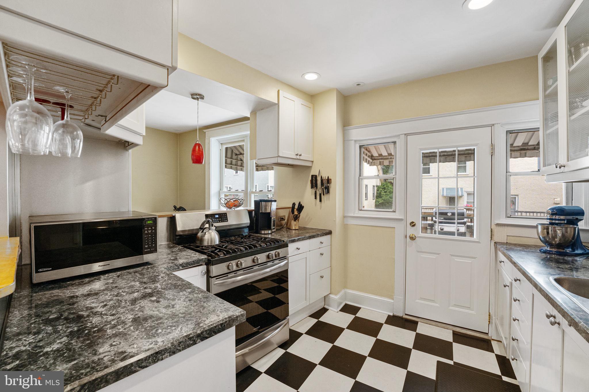 33 Wellington Road Ardmore, PA 19003 - Photo 13 of 30