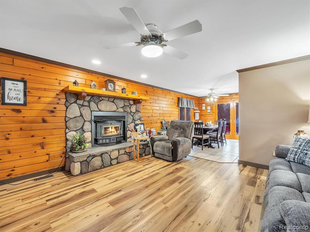 12862 Foley Road Emmett, MI 48022 - Photo 7 of 83