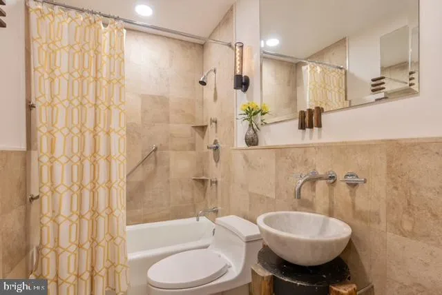 $4,800 | 2311 Connecticut Avenue Northwest, Unit 706, Washington, DC 20009