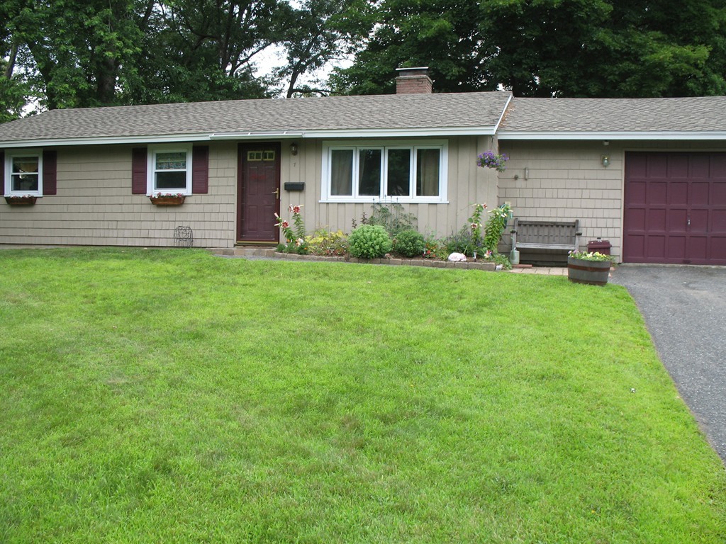 7 David Road Framingham, MA 01701 - Photo 2 of 19 Gallery Image 2