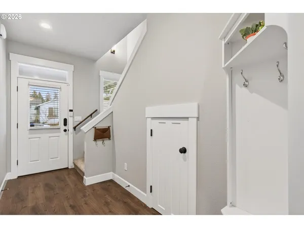 $699,000 | 297 Northeast Regan Hill Loop, Estacada, OR 97023