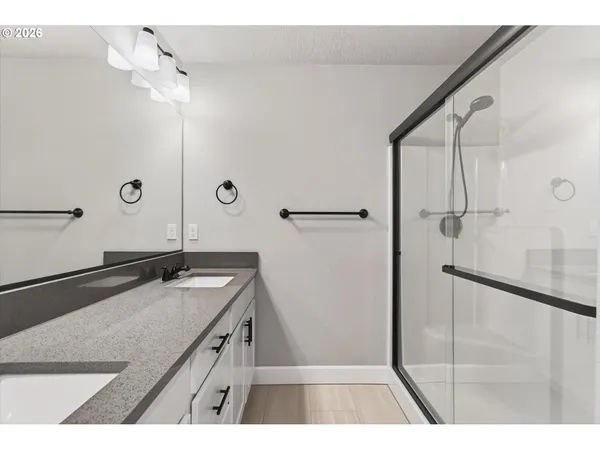 $699,000 | 297 Northeast Regan Hill Loop, Estacada, OR 97023