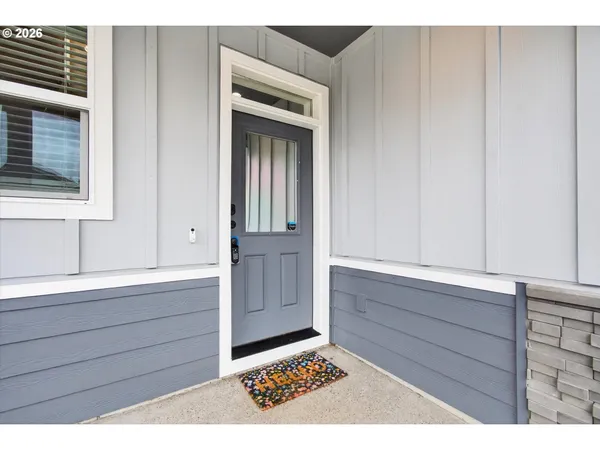 $699,000 | 297 Northeast Regan Hill Loop, Estacada, OR 97023