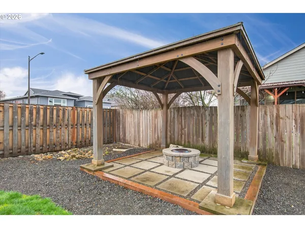 $699,000 | 297 Northeast Regan Hill Loop, Estacada, OR 97023