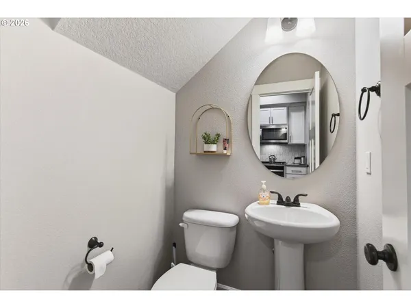 $699,000 | 297 Northeast Regan Hill Loop, Estacada, OR 97023