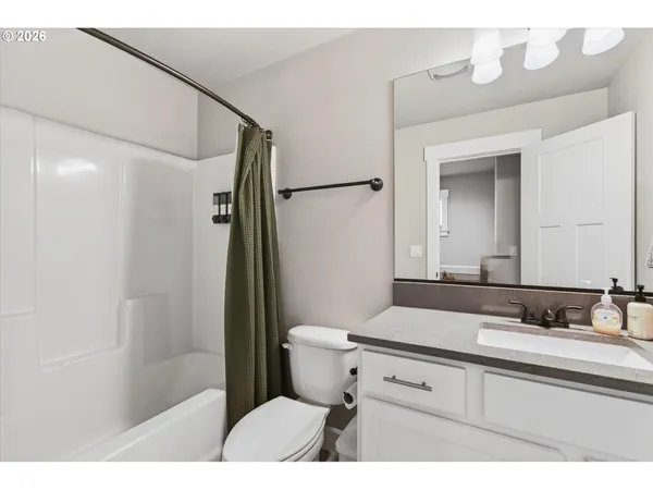 $699,000 | 297 Northeast Regan Hill Loop, Estacada, OR 97023