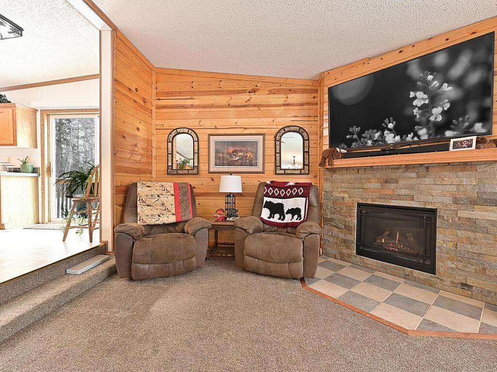 27244 Bass Brook Lane Cohasset, MN 55721 - Photo 5 of 34