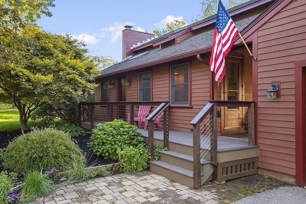 149 Tahattawan Road Littleton, MA 01460 - Photo 3 of 42 Gallery Image 3