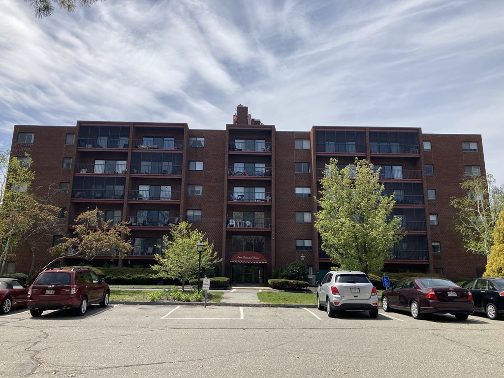 a car parked in front of a building
