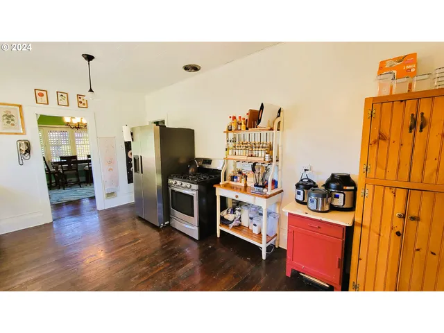 $415,000 | 316 North 9th Street, Cottage Grove, OR 97424