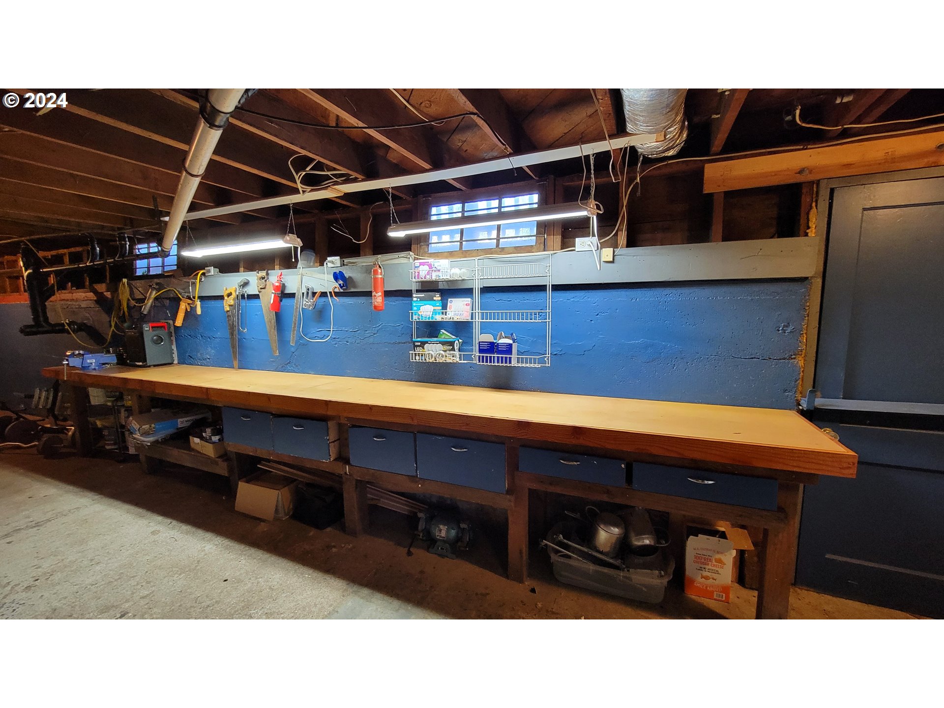 316 North 9th Street Cottage Grove, OR 97424 - Photo 24 of 32 Workshop