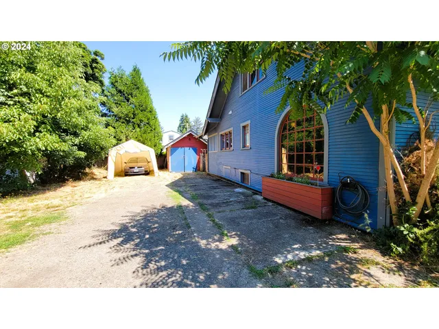 $415,000 | 316 North 9th Street, Cottage Grove, OR 97424