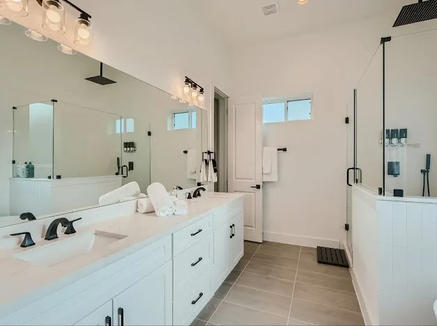 $3,000 | 4902 Nichols Street, Houston, TX 77020