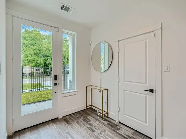 $3,000 | 4902 Nichols Street, Houston, TX 77020