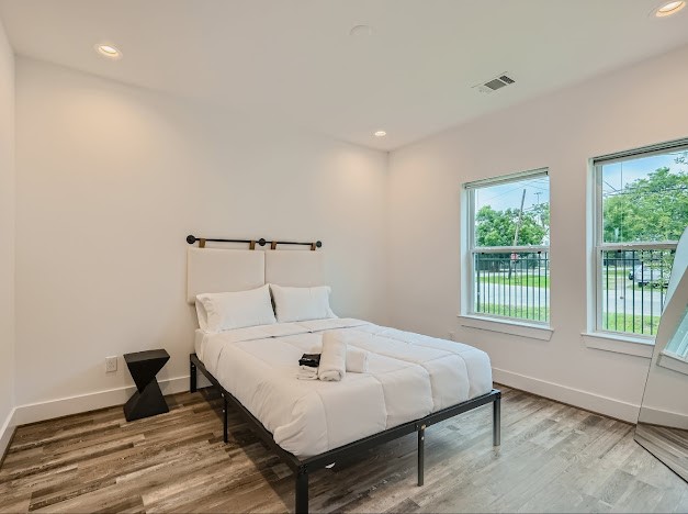 4902 Nichols Street Houston, TX 77020 - Photo 4 of 25