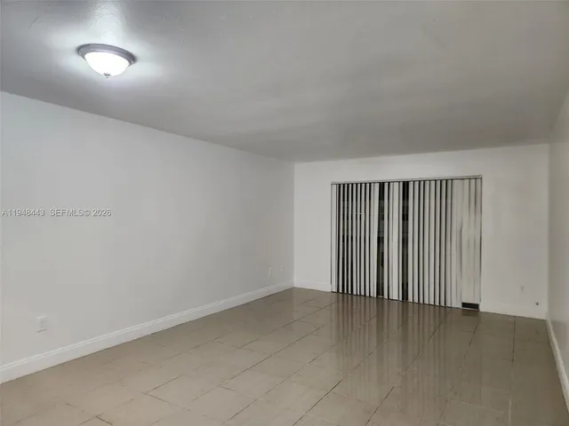 $1,800 | 15201 Northeast 6th Avenue, Unit C202, Miami, FL 33162