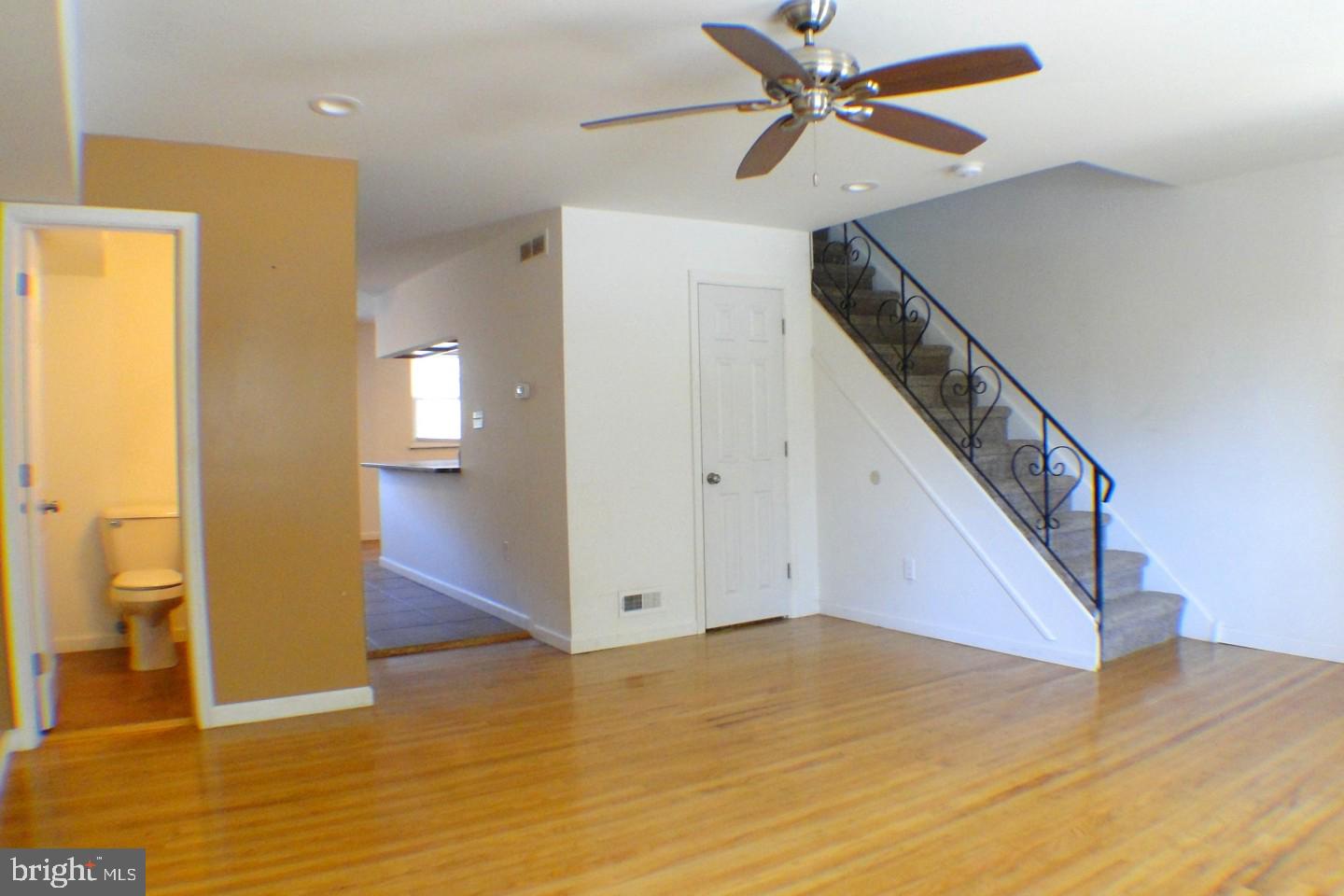 3626 Academy Road Philadelphia, PA 19154 - Photo 7 of 25 Gallery Image 7
