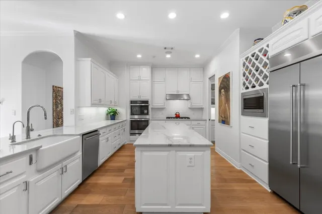 $2,050,000 | 1632 Resaca Boulevard, Austin, TX 78738