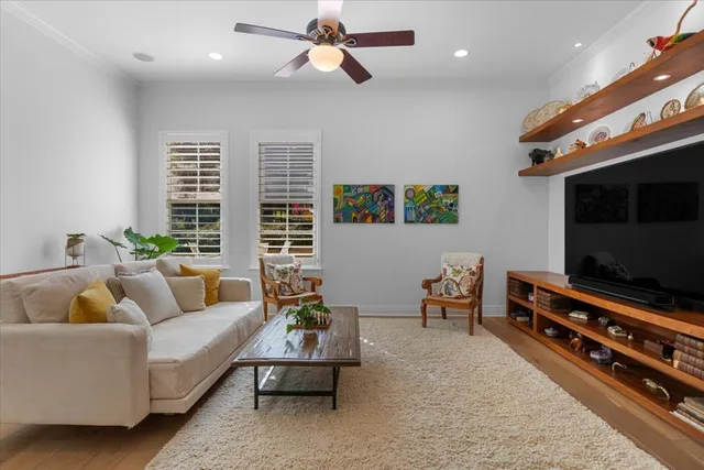 $2,050,000 | 1632 Resaca Boulevard, Austin, TX 78738