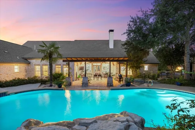 $2,050,000 | 1632 Resaca Boulevard, Austin, TX 78738