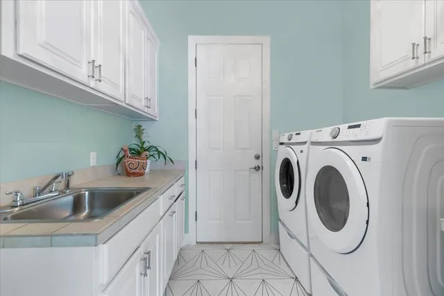 $2,050,000 | 1632 Resaca Boulevard, Austin, TX 78738