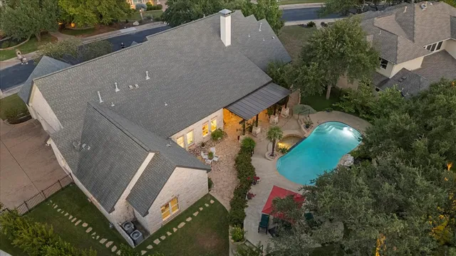 $2,050,000 | 1632 Resaca Boulevard, Austin, TX 78738