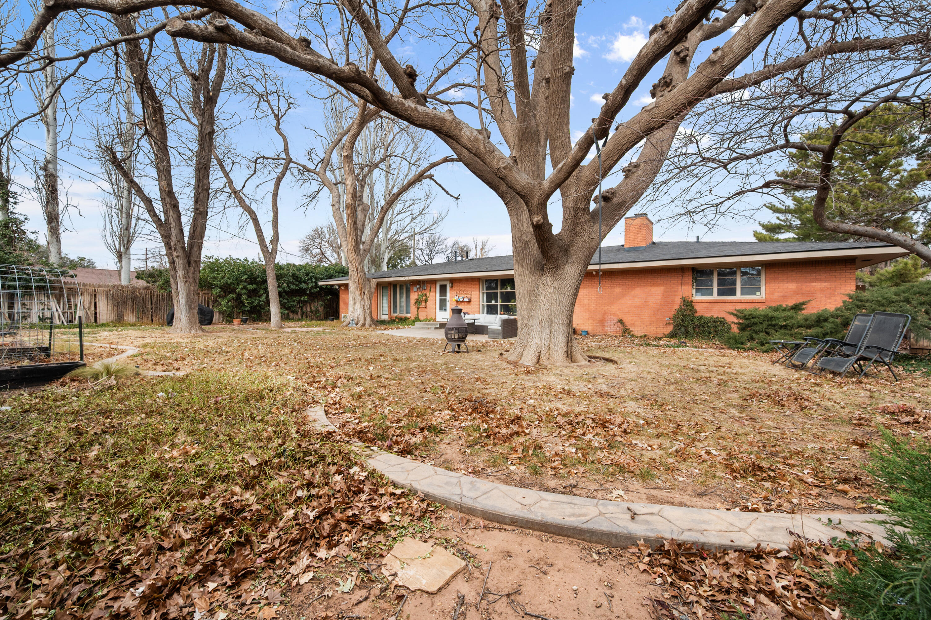 3309 42nd Street Lubbock, TX 79413 - Photo 29 of 31 Backyard