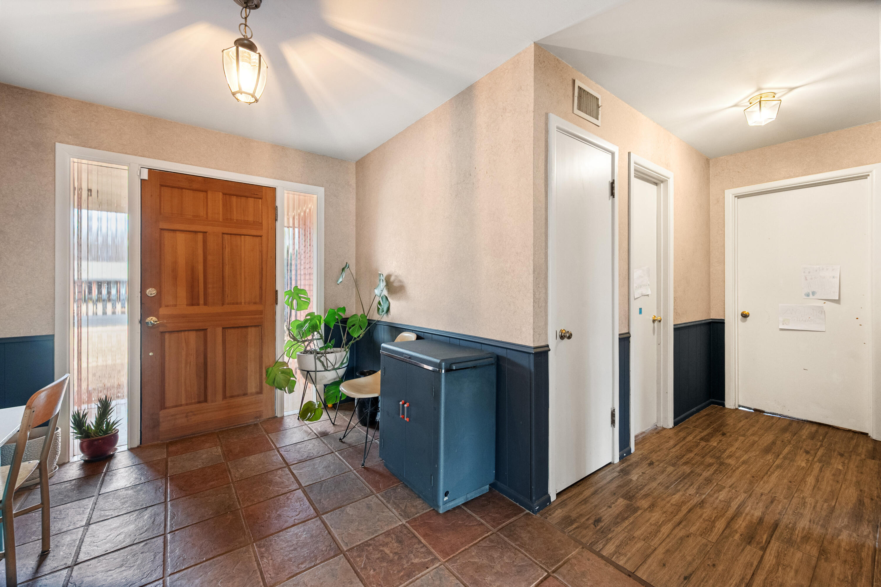 3309 42nd Street Lubbock, TX 79413 - Photo 3 of 31 Entry