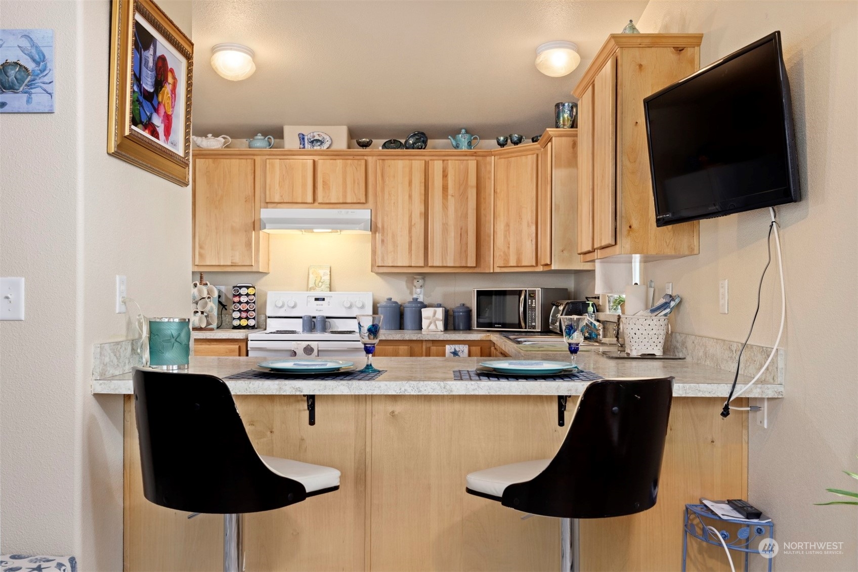 8585 Harborview Road, Unit 16 Blaine, WA 98230 - Photo 21 of 30 Gallery Image 21