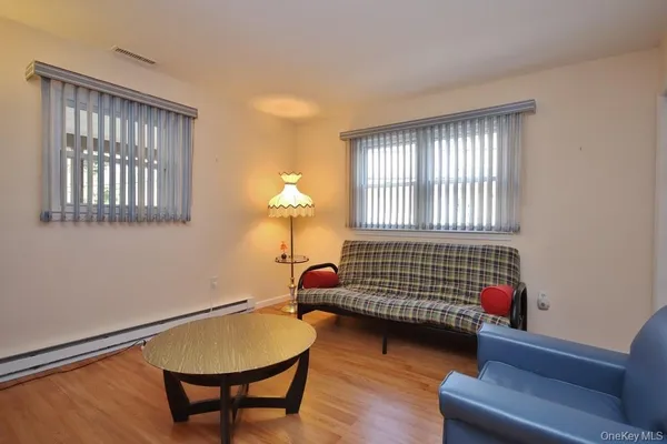 $425,000 | 193 Bucks Hollow Road, Mahopac, NY 10541