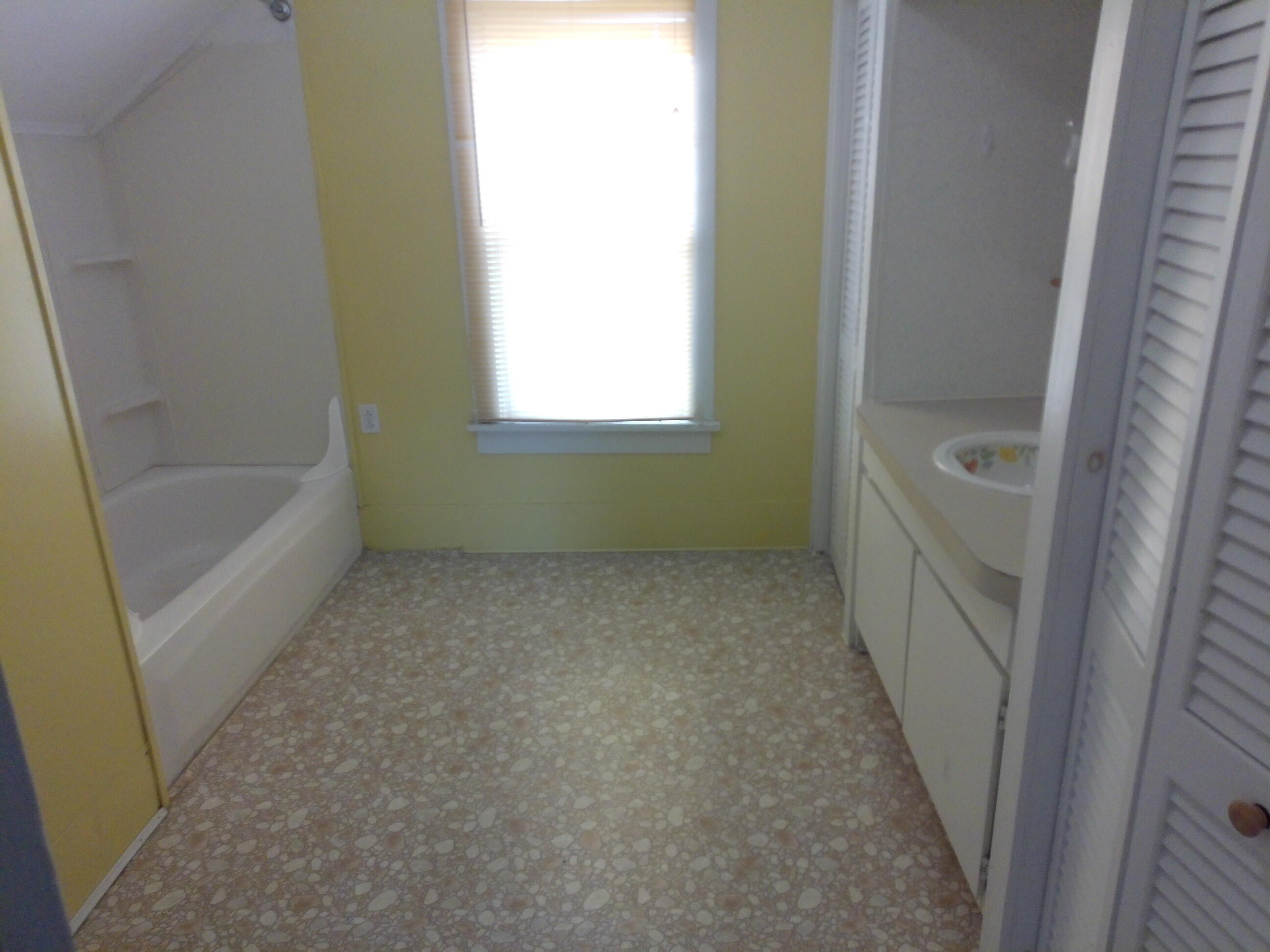 4740 East Main Street Stockbridge, MI 49285 - Photo 15 of 21 bathroom 2