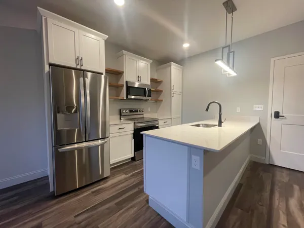 $1,850 | 25 Lowell Street, Unit 306, Manchester, NH 03101