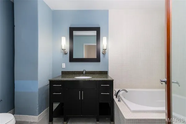 $1,500 | 1136 Washington Avenue, Unit 407, St. Louis, MO 63101