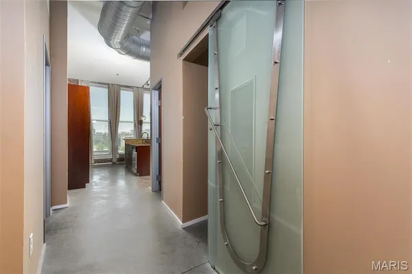 $1,500 | 1136 Washington Avenue, Unit 407, St. Louis, MO 63101