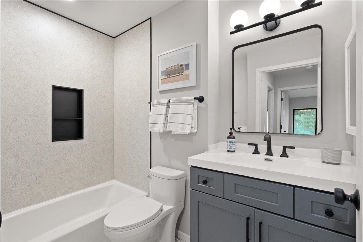 6251 Charing Cross Lane, Unit D Middleton, WI 53562 - Photo 16 of 34